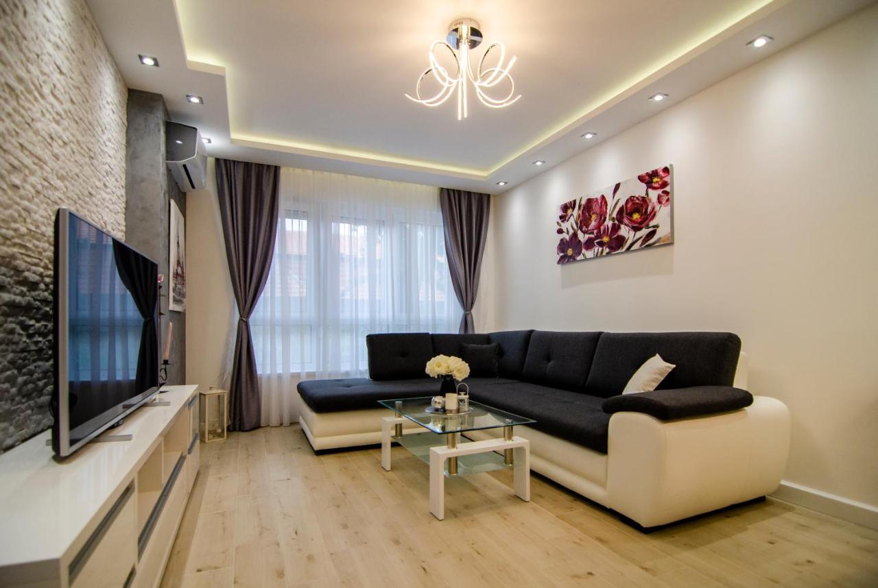 Apartman Mdb Lux Суботиця Екстер'єр фото